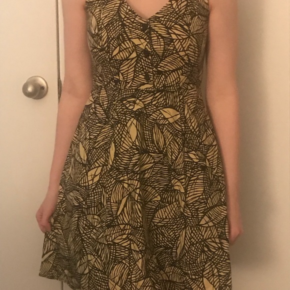 Anthropologie Leaf Print Gold and Black Dress - Picture 4 of 4